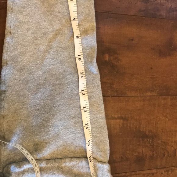 Peyton Primrose Grey Crew Neck Long Sleeve Sweater - Picture 11 of 11